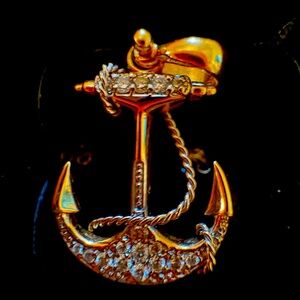 Custom-made nautical diamond 24 karat gold charm